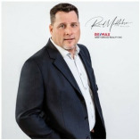 Reid Middlebro' - Real Estate agent with Re/Max Grey Bruce Realty Inc.