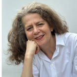 Dr. Berta Coromayh Schreckeneder