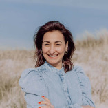 Ayse Gündogdu-Aiser logo