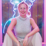 Melanie Daub I Pink Phoenix Copywriting