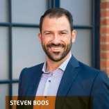 Steven Boos, selbständiger Finanzberater für die Deutsche Bank