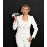 love your smile Bleaching und Zahnschmuck Schulung