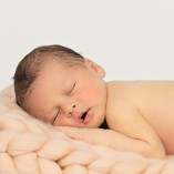 Neugeborenenfotografie Muenchen Bergmann