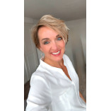 Melanie Bohling logo