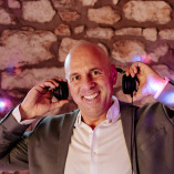 DJ KONZO - Hochzeit & Event DJ logo