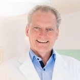 Dr. med. Patrick Bauer Brustchirurg