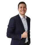 Maximilian Balzer Finanz- und Immobilienberatung logo