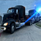 18 Wheeler Heavy Duty Towing