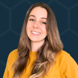 Nadine Bugge - Spezialistin für LinkedIn Company Pages