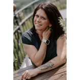 Jennifer Palapies logo