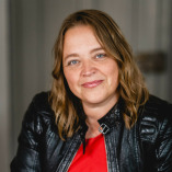 Daniela Hoch logo