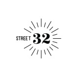 Street 32 Cocktail Bar & Eatery