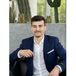 Rafael Toth | Finanzexperte